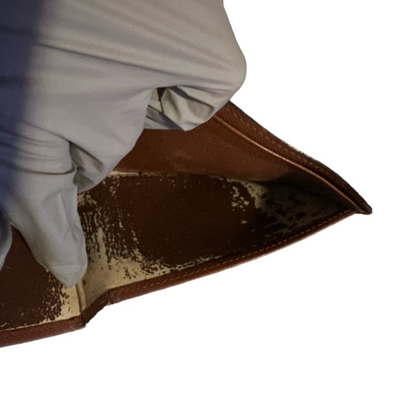 Louis Vuitton Customizable Multiple Wallet - Picture 7 of 11